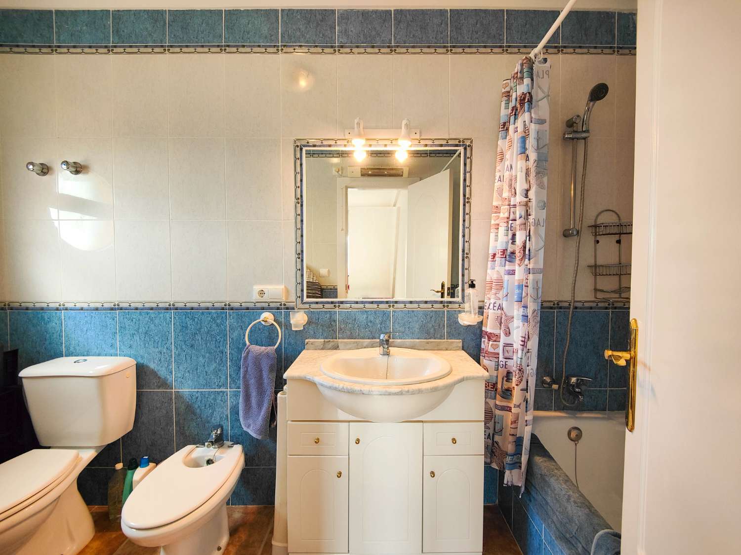 FANTÁSTICA VIVIENDA ADOSADA EN ESQUINA CON SOLÁRIUM Y JARDÍN PRIVADO EN PUNTA PRIMA – Orihuela Costa