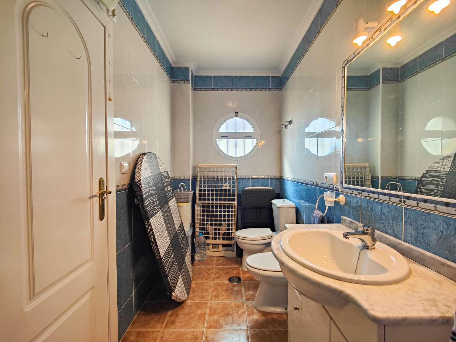 FANTÁSTICA VIVIENDA ADOSADA EN ESQUINA CON SOLÁRIUM Y JARDÍN PRIVADO EN PUNTA PRIMA – Orihuela Costa