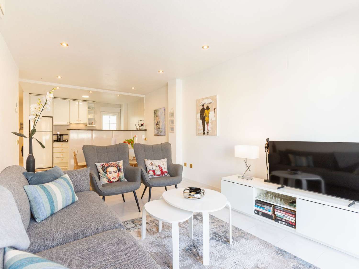 PENTHOUSE EXCLUSIF À 100 M DE LA PLAGE DE LOS LOCOS À TORREVIEJA – 3 CHAMBRES, CHAUFFAGE PAR LE SOL ET PRÊT À EMMÉNAGER