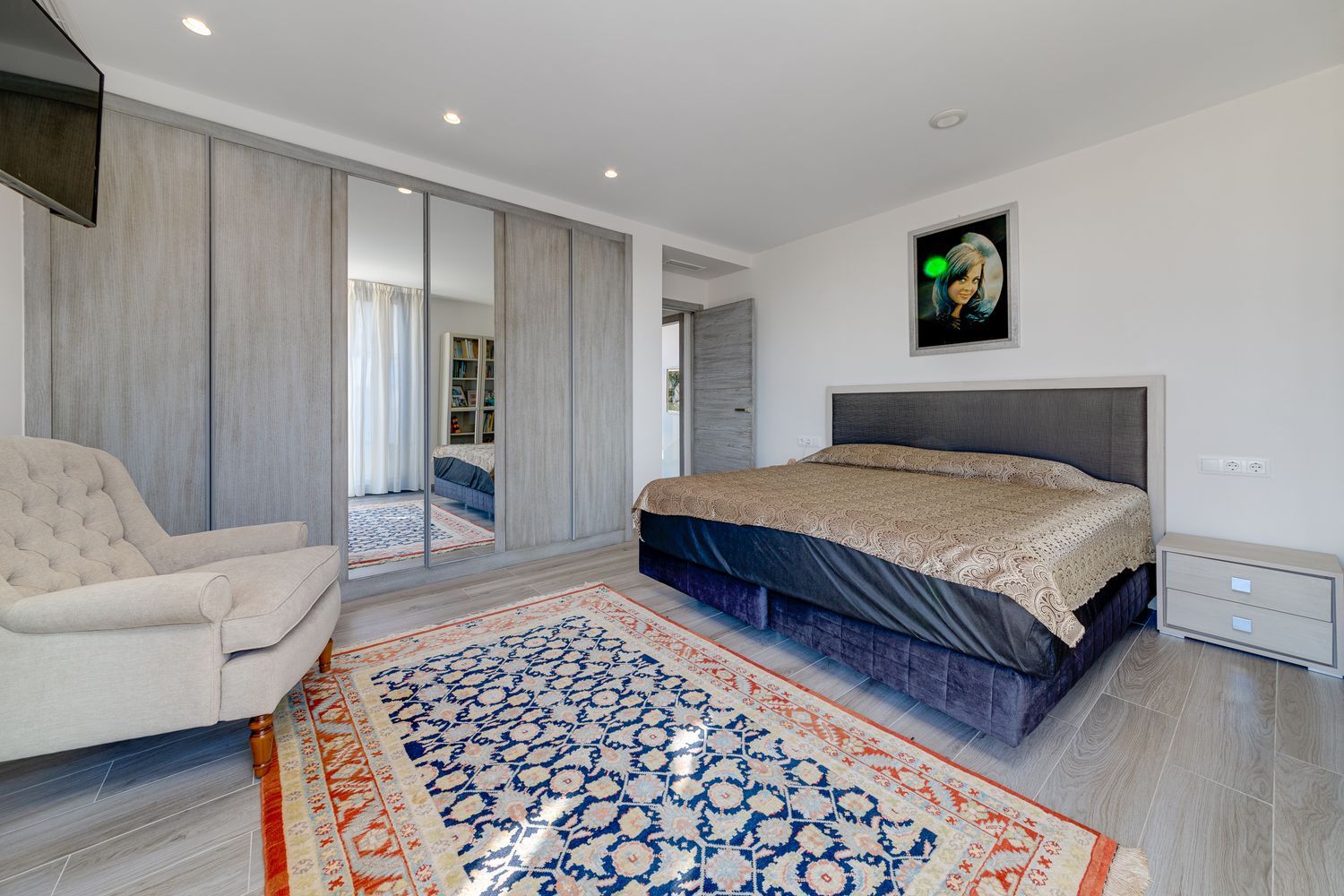 LUXURY VILLA IN TORREVIEJA – CONTEMPORARY DESIGN, SMART TECHNOLOGY AND ABSOLUTE COMFORT