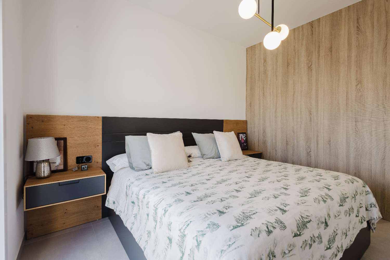 LUKSUSHUVILA YKSITYISELLÄ UIMA-ALLAALLA LA FINCA GOLF RESORTISSA – MODERNI MUOTOILU JA ETELÄSUUNTAINEN SUUNTA