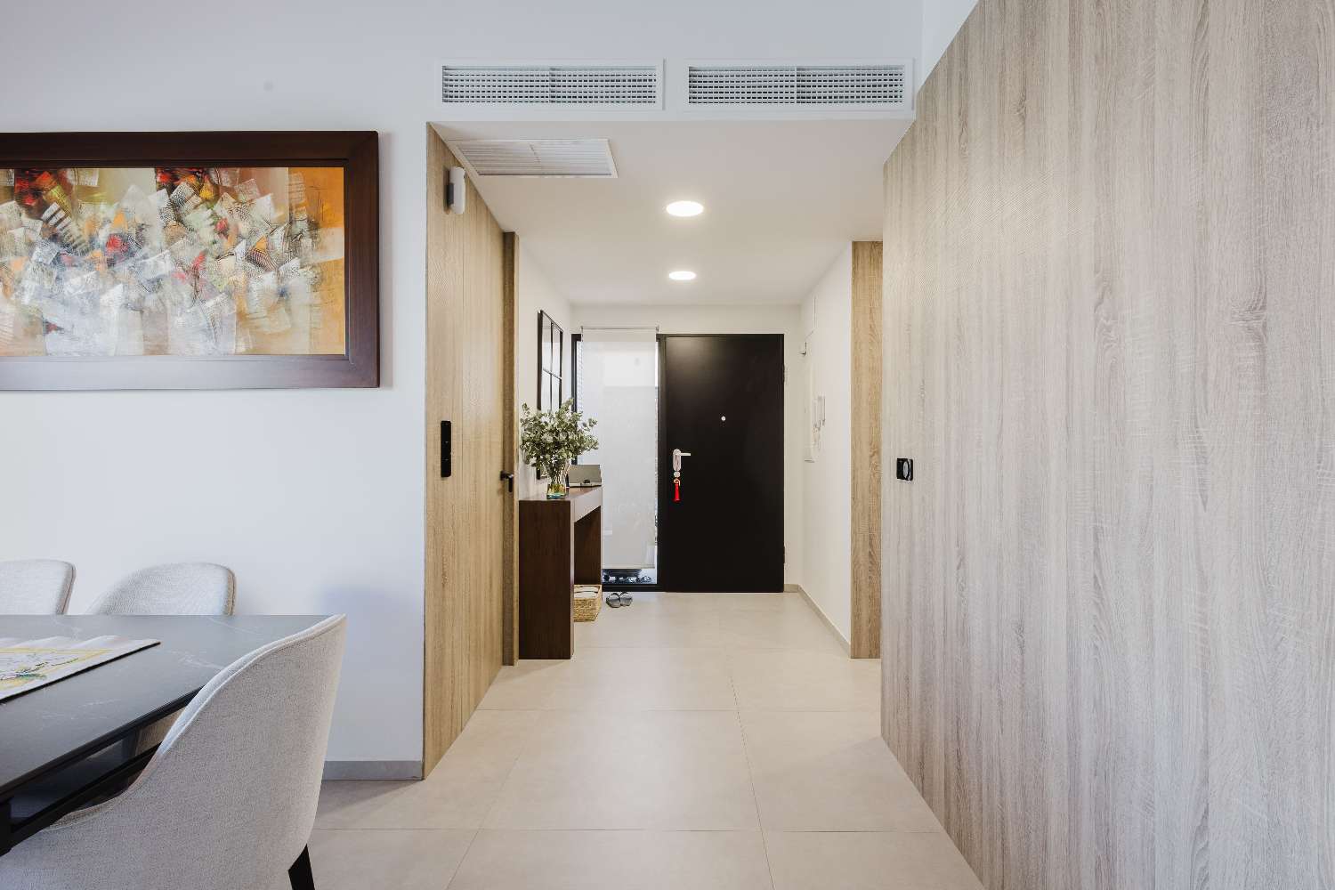 LUKSUSHUVILA YKSITYISELLÄ UIMA-ALLAALLA LA FINCA GOLF RESORTISSA – MODERNI MUOTOILU JA ETELÄSUUNTAINEN SUUNTA