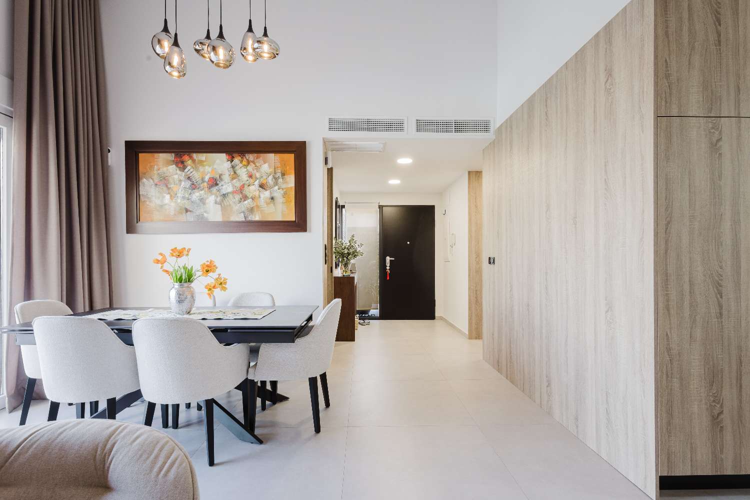 LUKSUSHUVILA YKSITYISELLÄ UIMA-ALLAALLA LA FINCA GOLF RESORTISSA – MODERNI MUOTOILU JA ETELÄSUUNTAINEN SUUNTA