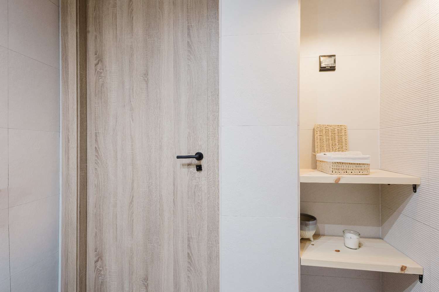 LUKSUSHUVILA YKSITYISELLÄ UIMA-ALLAALLA LA FINCA GOLF RESORTISSA – MODERNI MUOTOILU JA ETELÄSUUNTAINEN SUUNTA