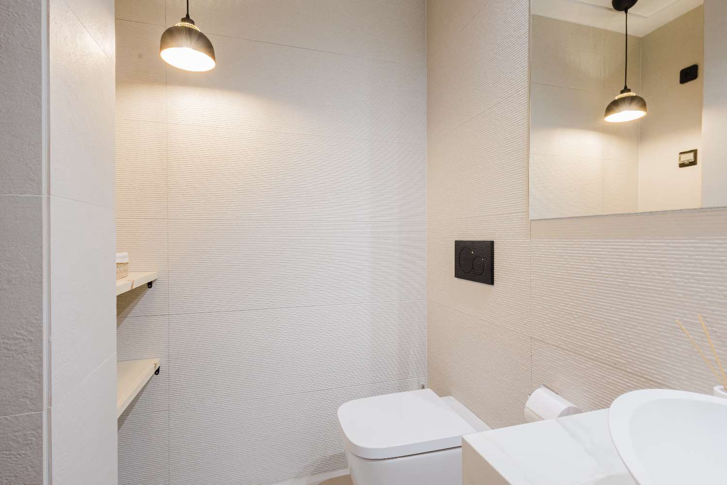 LUKSUSHUVILA YKSITYISELLÄ UIMA-ALLAALLA LA FINCA GOLF RESORTISSA – MODERNI MUOTOILU JA ETELÄSUUNTAINEN SUUNTA