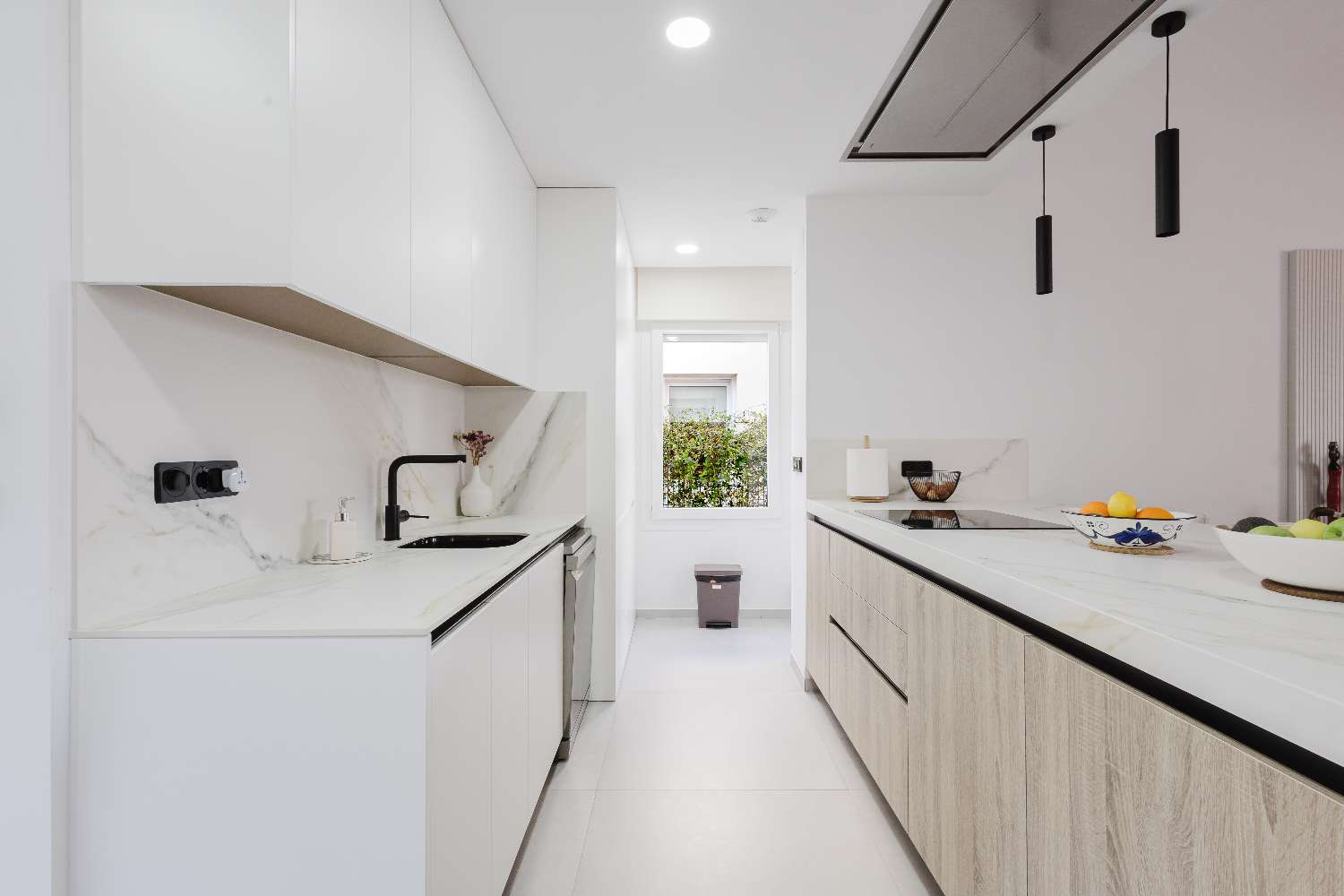 LUKSUSHUVILA YKSITYISELLÄ UIMA-ALLAALLA LA FINCA GOLF RESORTISSA – MODERNI MUOTOILU JA ETELÄSUUNTAINEN SUUNTA