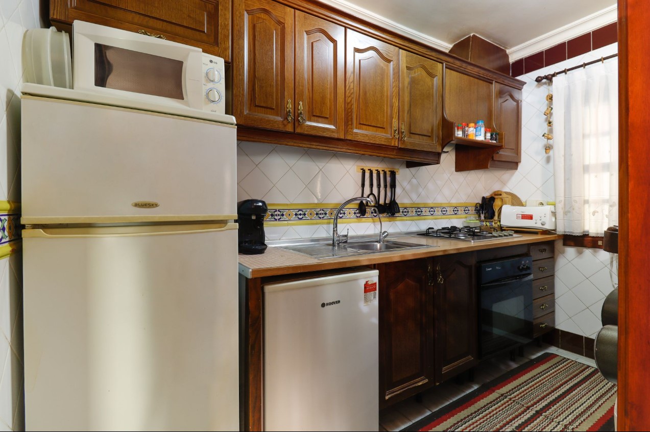 EXCLUSIVO CHALET ADOSADO A SOLO 150 M DE LA PLAYA EN CABO CERVERA CON SOLÁRIUM Y VISTAS AL MAR