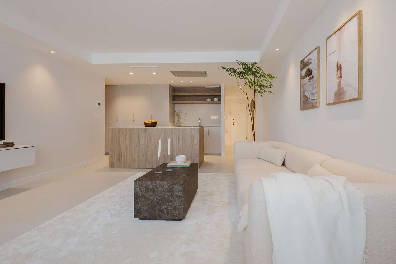 ESPECTACULAR APARTAMENTO DE LUJO EN PRIMERA LÍNEA DE MAR – 3 DORMITORIOS, REFORMADO EN 2025 Y VISTAS PANORÁMICAS AL MEDITERRÁNEO