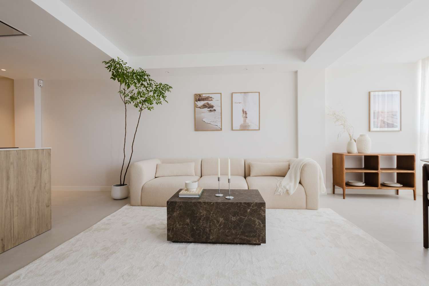 ESPECTACULAR APARTAMENTO DE LUJO EN PRIMERA LÍNEA DE MAR – 3 DORMITORIOS, REFORMADO EN 2025 Y VISTAS PANORÁMICAS AL MEDITERRÁNEO