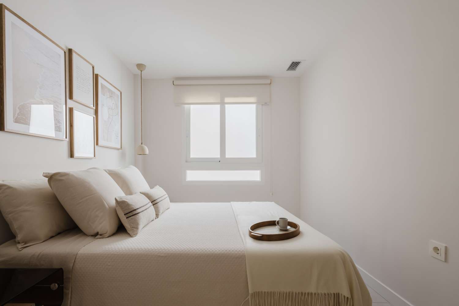 ESPECTACULAR APARTAMENTO DE LUJO EN PRIMERA LÍNEA DE MAR – 3 DORMITORIOS, REFORMADO EN 2025 Y VISTAS PANORÁMICAS AL MEDITERRÁNEO