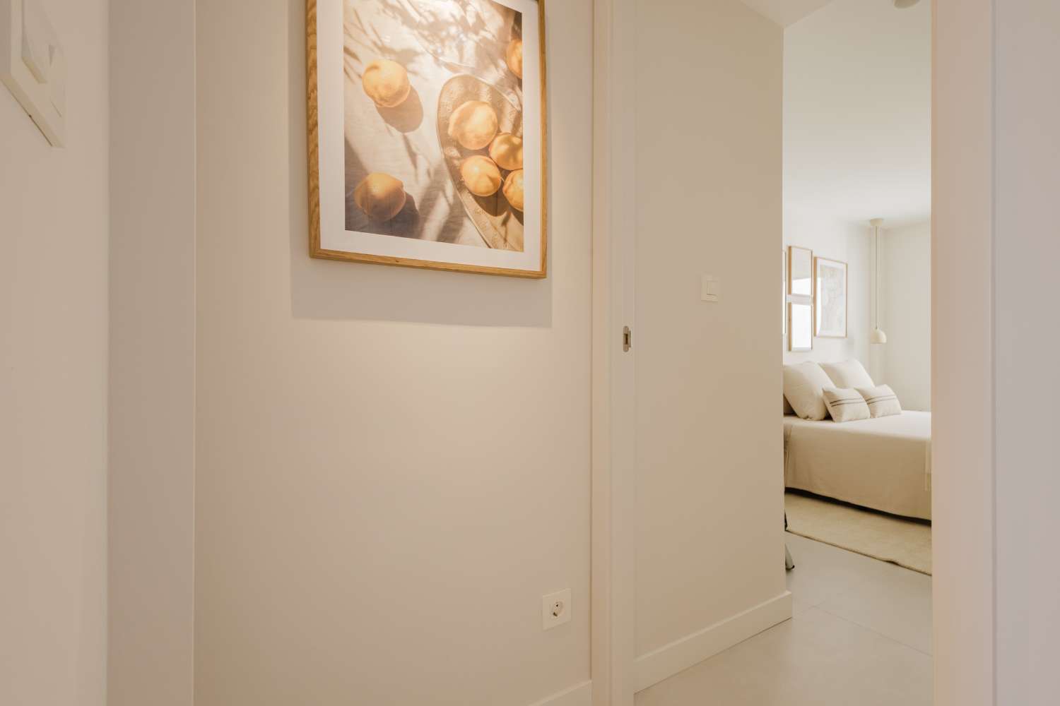 ESPECTACULAR APARTAMENTO DE LUJO EN PRIMERA LÍNEA DE MAR – 3 DORMITORIOS, REFORMADO EN 2025 Y VISTAS PANORÁMICAS AL MEDITERRÁNEO