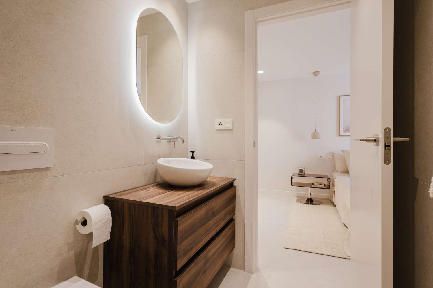 ESPECTACULAR APARTAMENTO DE LUJO EN PRIMERA LÍNEA DE MAR – 3 DORMITORIOS, REFORMADO EN 2025 Y VISTAS PANORÁMICAS AL MEDITERRÁNEO