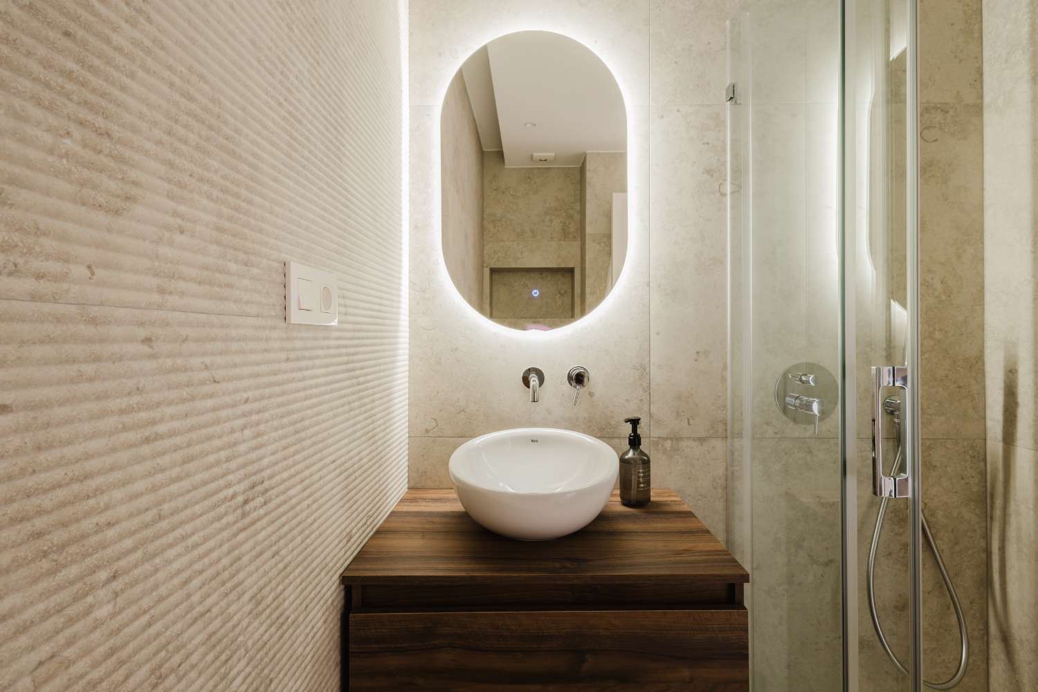 ESPECTACULAR APARTAMENTO DE LUJO EN PRIMERA LÍNEA DE MAR – 3 DORMITORIOS, REFORMADO EN 2025 Y VISTAS PANORÁMICAS AL MEDITERRÁNEO