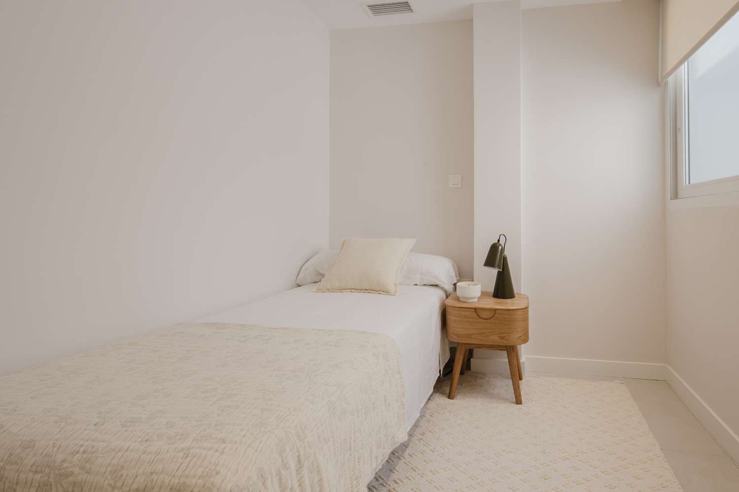 ESPECTACULAR APARTAMENTO DE LUJO EN PRIMERA LÍNEA DE MAR – 3 DORMITORIOS, REFORMADO EN 2025 Y VISTAS PANORÁMICAS AL MEDITERRÁNEO