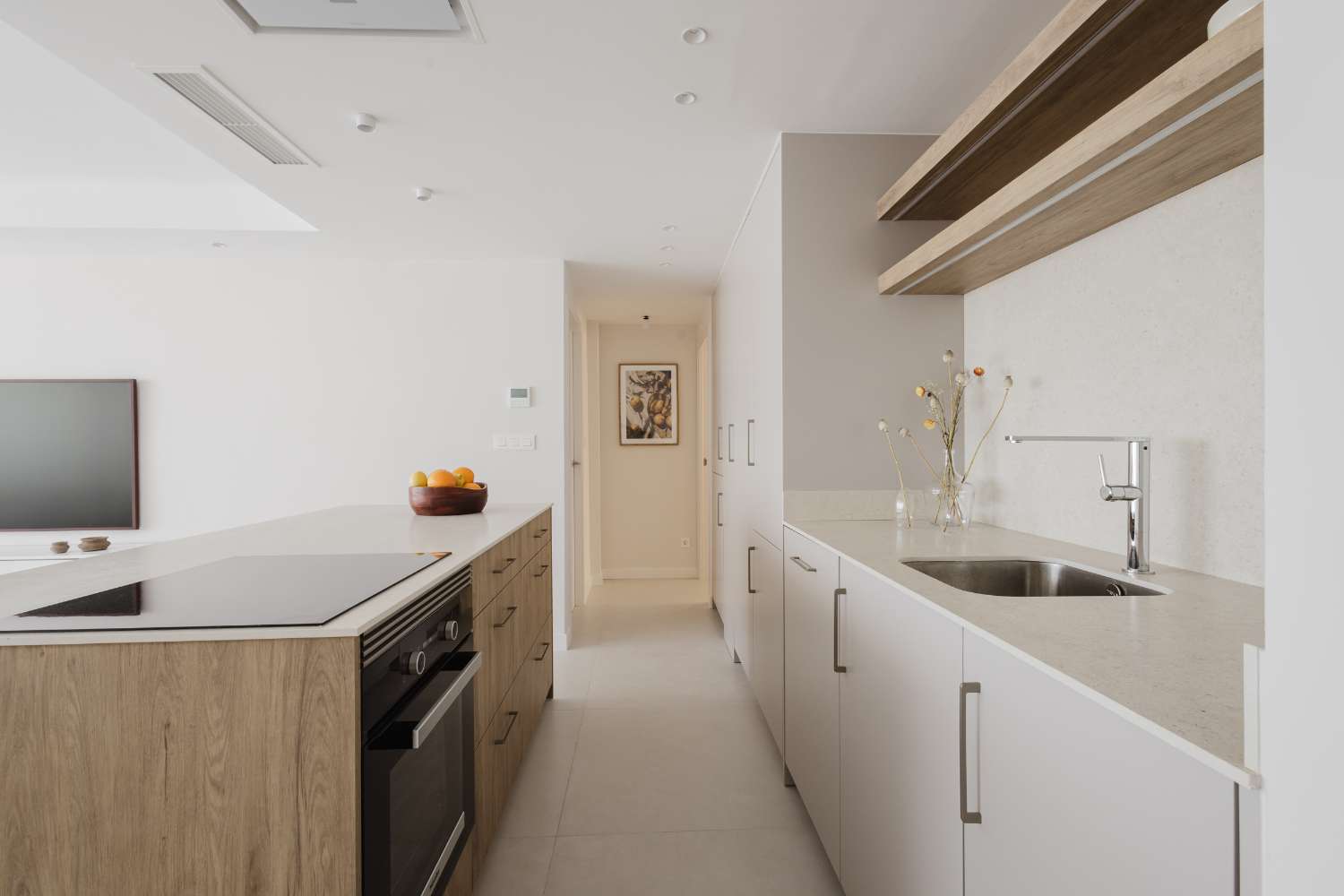 ESPECTACULAR APARTAMENTO DE LUJO EN PRIMERA LÍNEA DE MAR – 3 DORMITORIOS, REFORMADO EN 2025 Y VISTAS PANORÁMICAS AL MEDITERRÁNEO