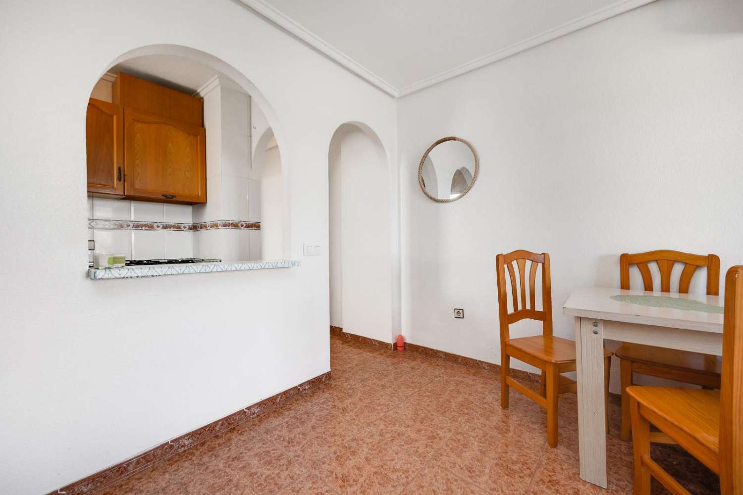 ЯРКИЙ ПЕНТХАУС С ТЕРРАСОЙ И ВИДОМ НА СОЛЯНЫЕ РАВНИНЫ И РОЗОВЫЕ ОЗЁРА — ПОЛНОСТЬЮ МЕБЛИРОВАННЫЙ — ИНВЕСТИЦИОННАЯ ВОЗМОЖНОСТЬ В ПАРКЕ ДЕ ЛАС НАСИОНЕС, ТОРРЕВЬЕХА