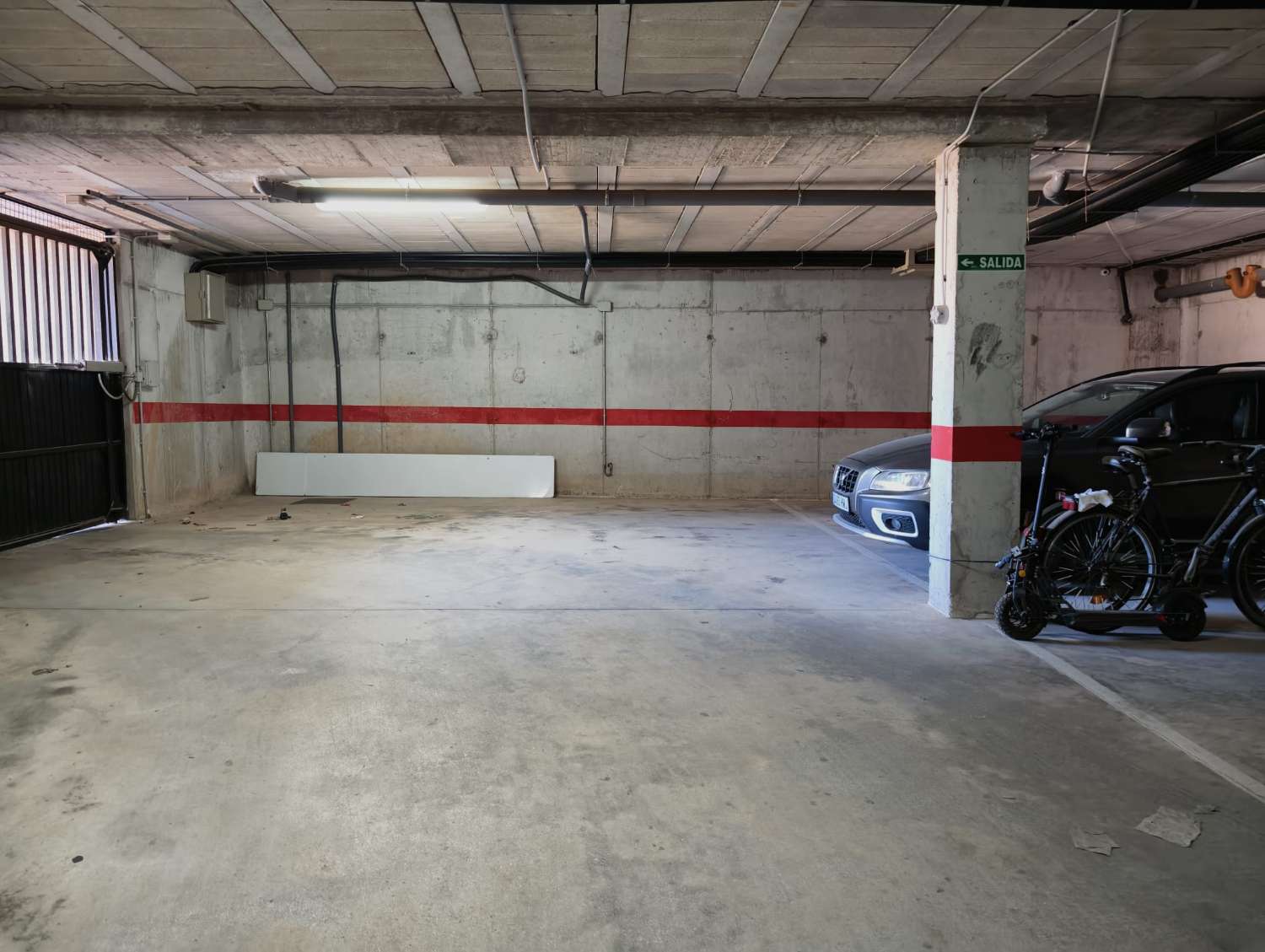 بنتهاوس مشرق مع غرفة خاصة ومناظر بحرية في بونتا بريما – مرآب ومسبح