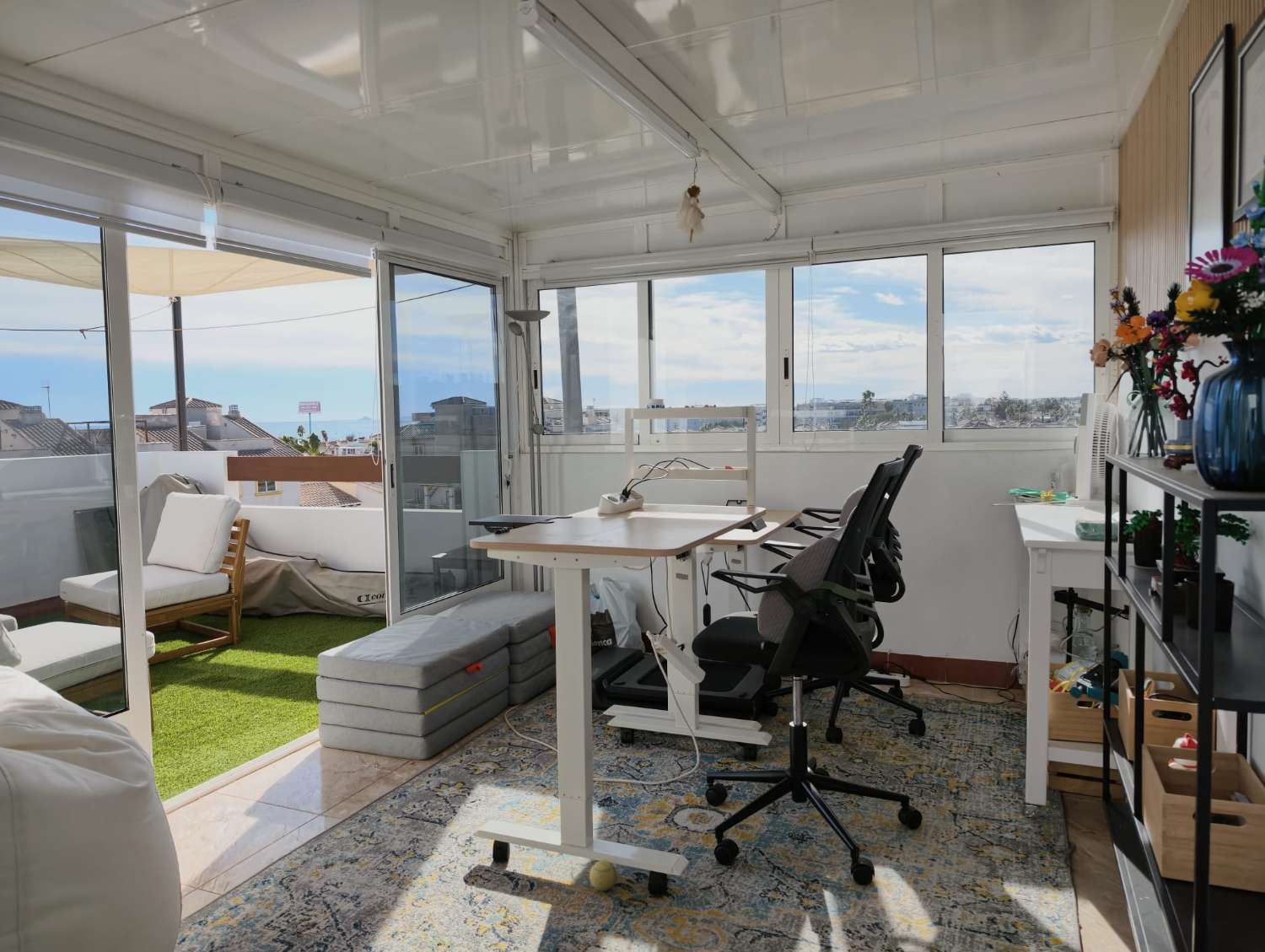 بنتهاوس مشرق مع غرفة خاصة ومناظر بحرية في بونتا بريما – مرآب ومسبح