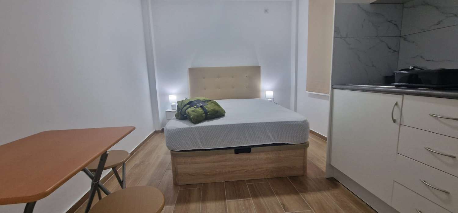 الاستثمار الفندقي في أليكانتي – بيت ضيافة جديد مع ترخيص، 9 استوديوهات مجهزة وربحية عالية