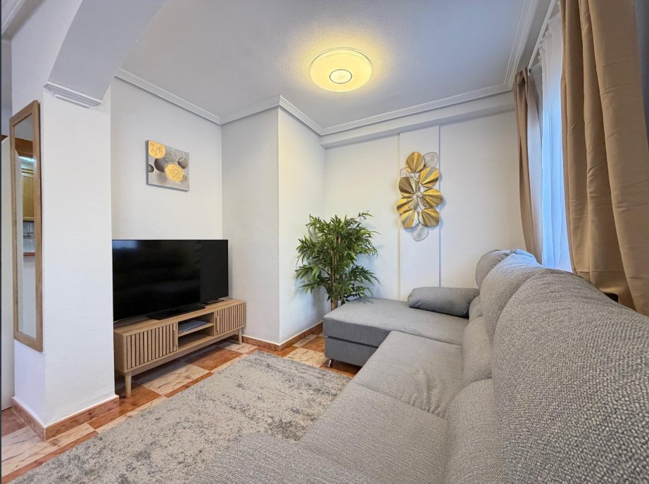 TOWNHOUSE WITH SOLARIUM, SEA AND MOUNTAIN VIEWS, PRIVATE PLOT AND POOL – LAS FILIPINAS, ORIHUELA COSTA