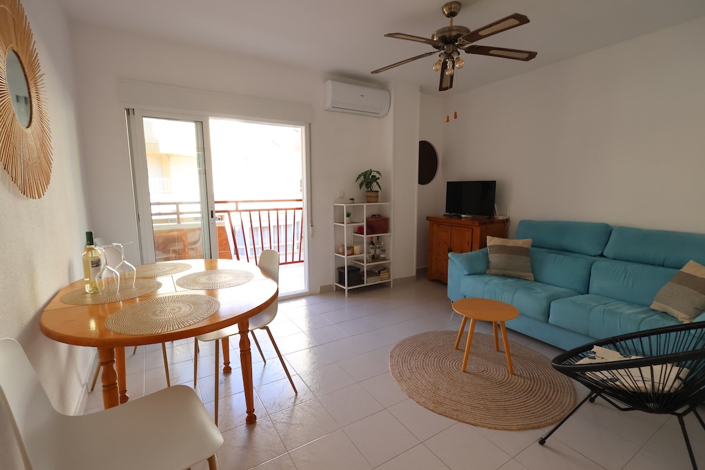 APARTAMENTO CON GARAJE Y TERRAZA SOLEADA A PASOS DE PLAYA DEL CURA Y LOS LOCOS – ORIENTACIÓN SUR