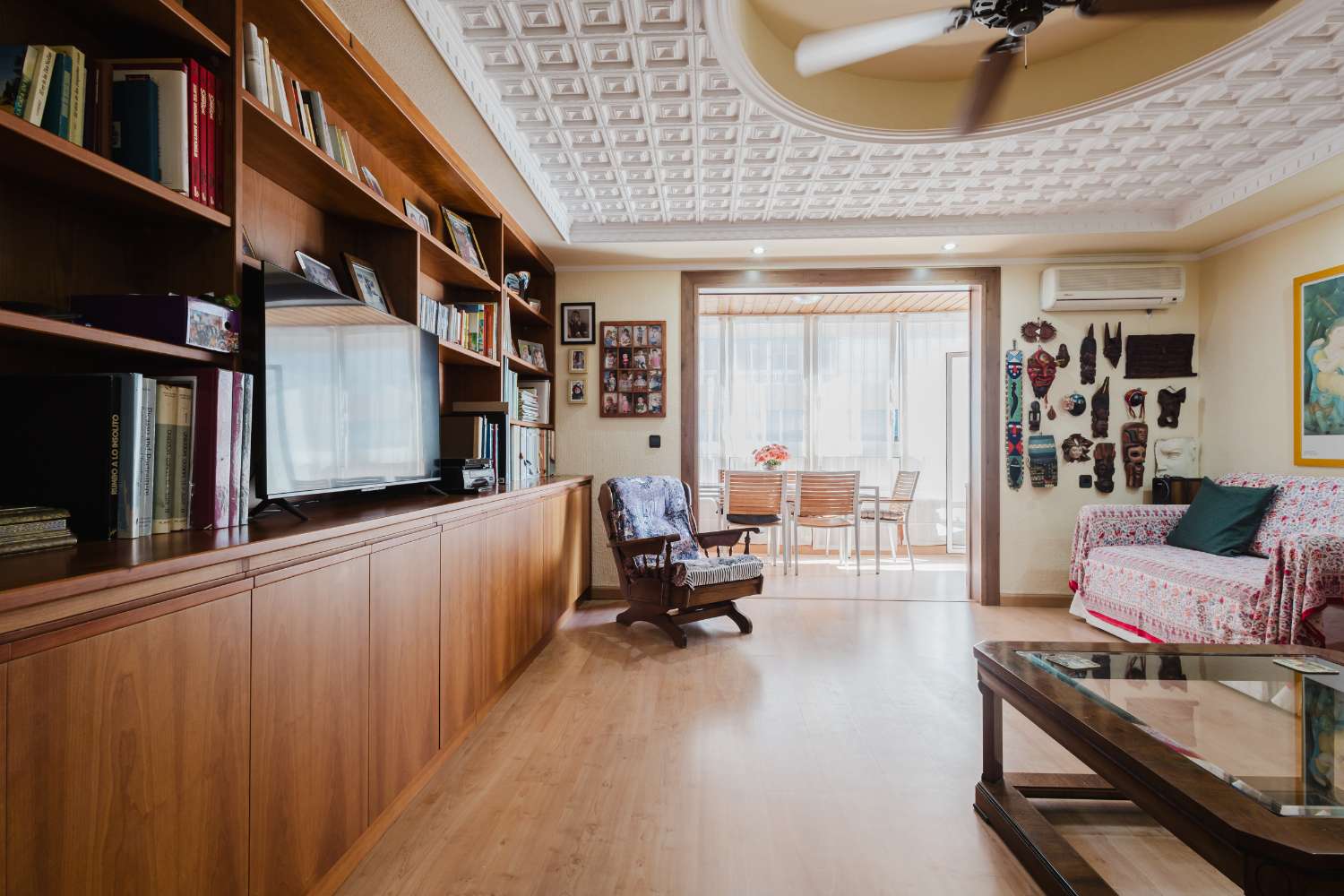 APARTAMENTO EN PRIMERA LÍNEA DE PLAYA CON VISTAS AL MAR Y ACCESO DIRECTO EN PLAYA DEL ACEQUIÓN