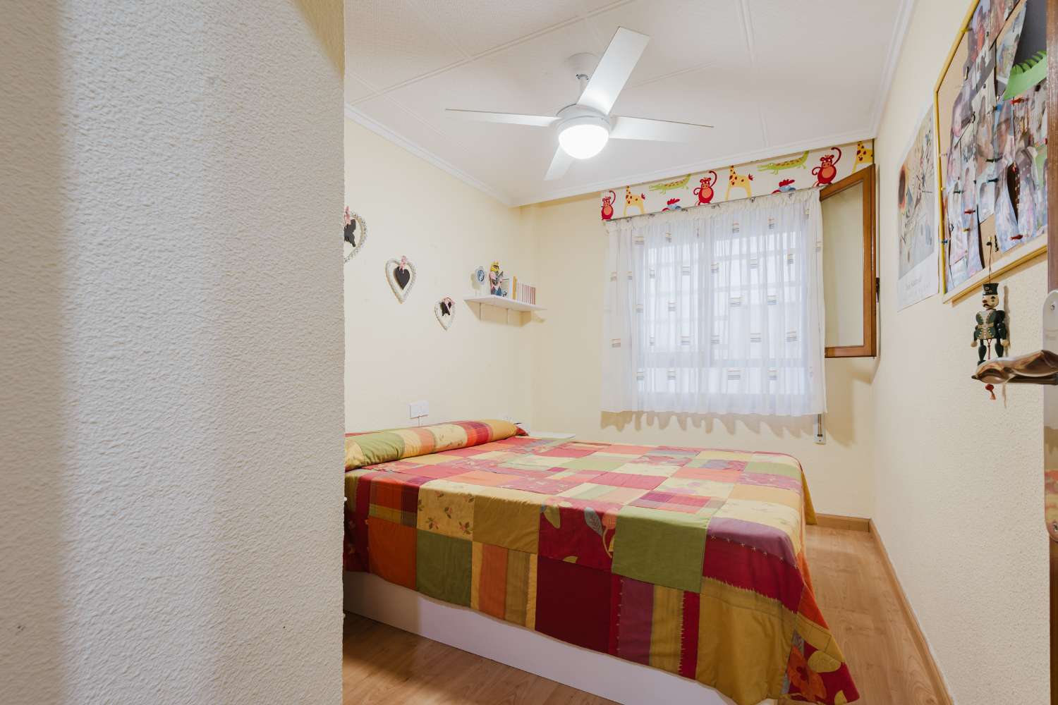 APARTAMENTO EN PRIMERA LÍNEA DE PLAYA CON VISTAS AL MAR Y ACCESO DIRECTO EN PLAYA DEL ACEQUIÓN