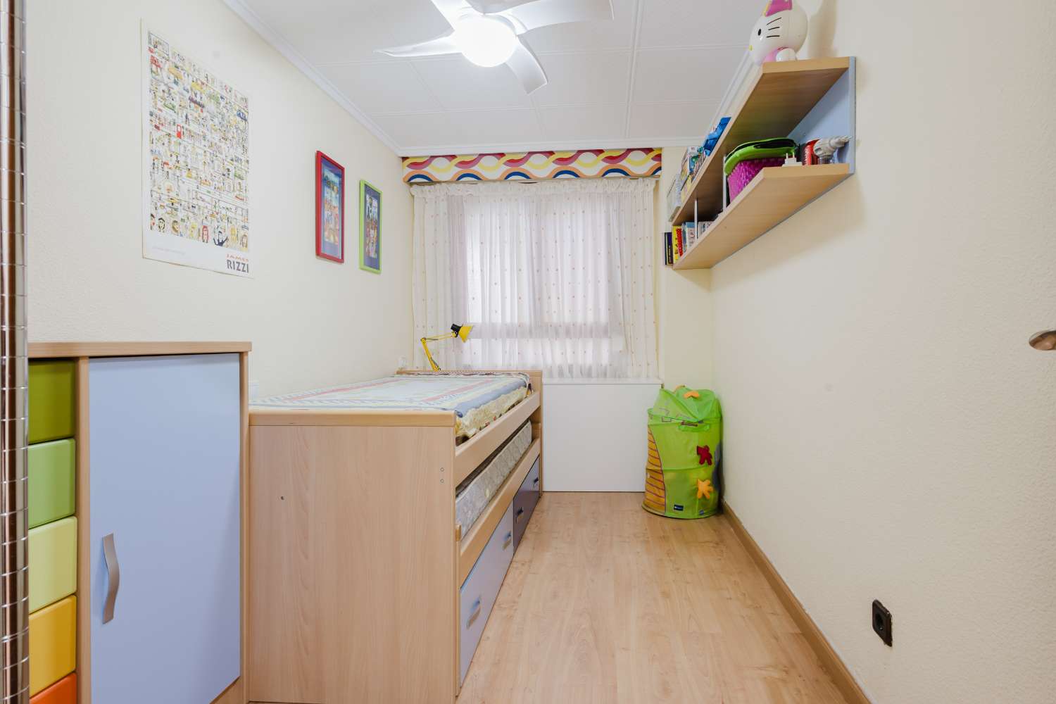 APARTAMENTO EN PRIMERA LÍNEA DE PLAYA CON VISTAS AL MAR Y ACCESO DIRECTO EN PLAYA DEL ACEQUIÓN