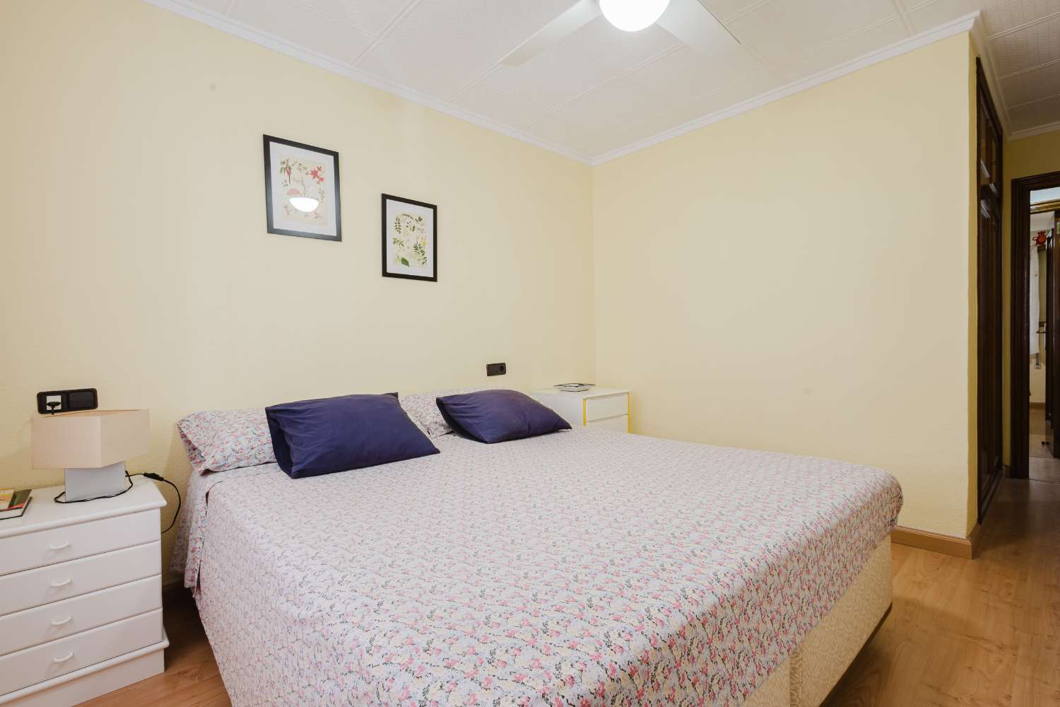 APARTAMENTO EN PRIMERA LÍNEA DE PLAYA CON VISTAS AL MAR Y ACCESO DIRECTO EN PLAYA DEL ACEQUIÓN