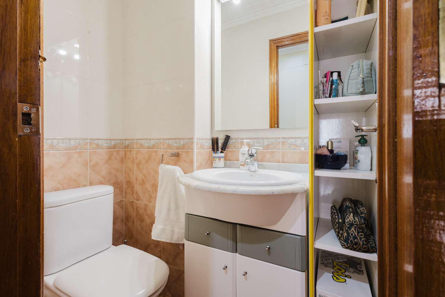 APARTAMENTO EN PRIMERA LÍNEA DE PLAYA CON VISTAS AL MAR Y ACCESO DIRECTO EN PLAYA DEL ACEQUIÓN