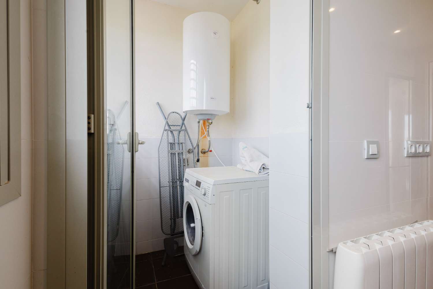 ÁTICO DE LUJO EN LAS COLINAS GOLF CON GRAN TERRAZA Y VISTAS AL MAR