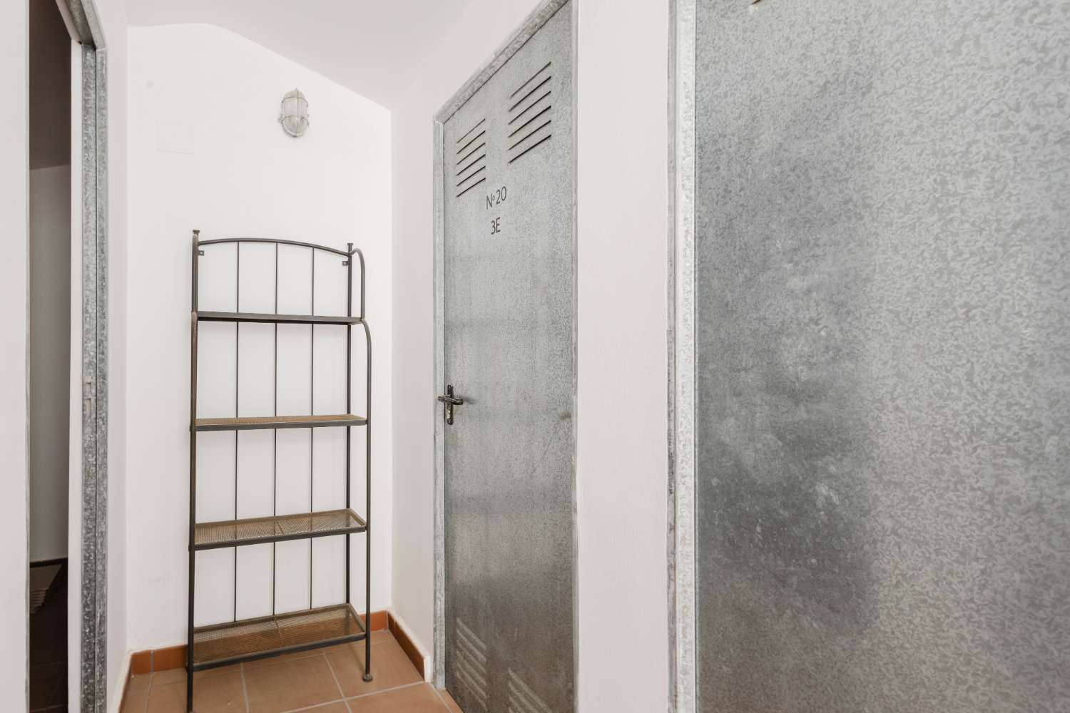 ÁTICO DE LUJO EN LAS COLINAS GOLF CON GRAN TERRAZA Y VISTAS AL MAR