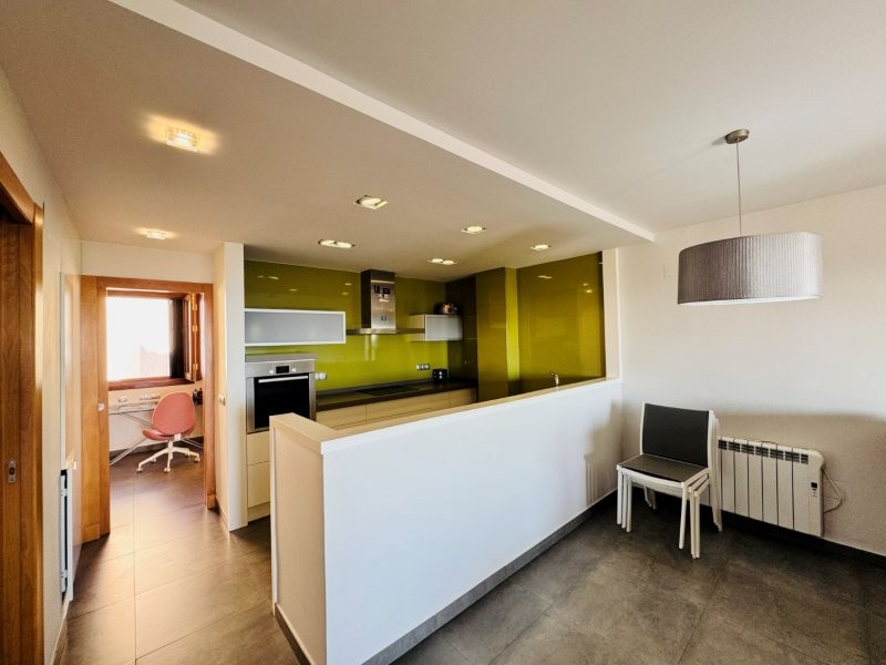 EXCLUSIVO DÚPLEX REFORMADO EN PRIMERA LÍNEA DE MAR CON VISTAS PANORÁMICAS EN CAMPO MAR, GUARDAMAR DEL SEGURA