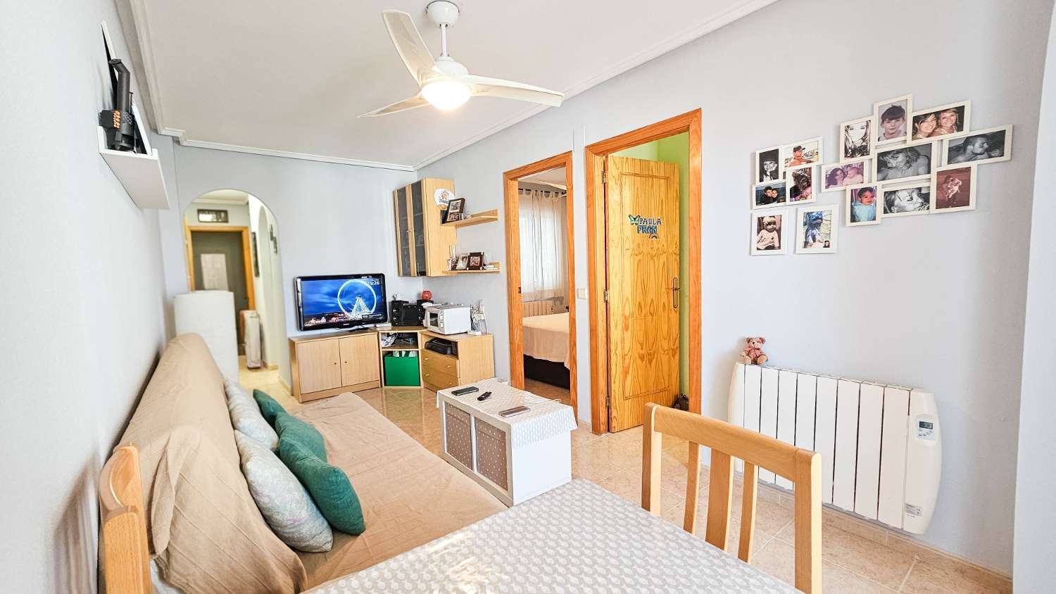 APARTAMENTO LUMINOSO CON PISCINA Y TERRAZA A 800 M DEL MAR EN TORREVIEJA – IDEAL INVERSIÓN O VIVIENDA HABITUAL