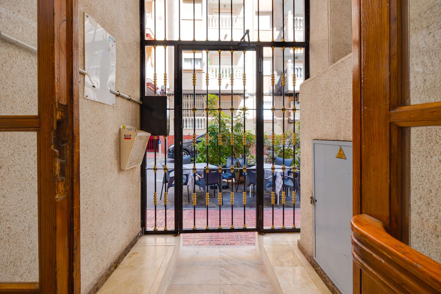 APPARTEMENT À 250 M DE LA MER, AVEC TERRASSE VITRÉE ET ORIENTATION SUD-EST À PLAYA DEL CURA