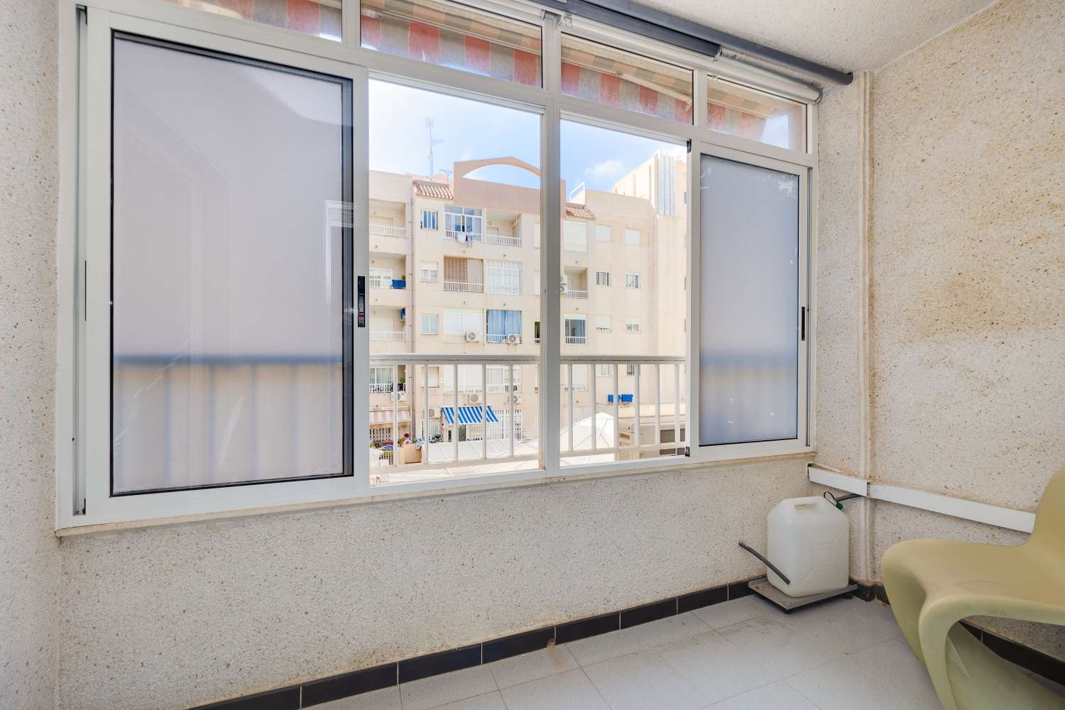 APPARTEMENT À 250 M DE LA MER, AVEC TERRASSE VITRÉE ET ORIENTATION SUD-EST À PLAYA DEL CURA