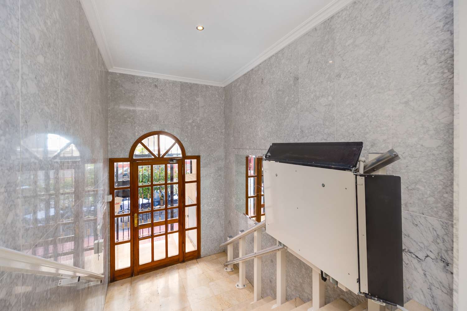 APPARTEMENT À 250 M DE LA MER, AVEC TERRASSE VITRÉE ET ORIENTATION SUD-EST À PLAYA DEL CURA