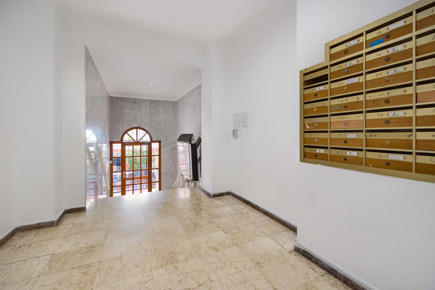 APPARTEMENT À 250 M DE LA MER, AVEC TERRASSE VITRÉE ET ORIENTATION SUD-EST À PLAYA DEL CURA