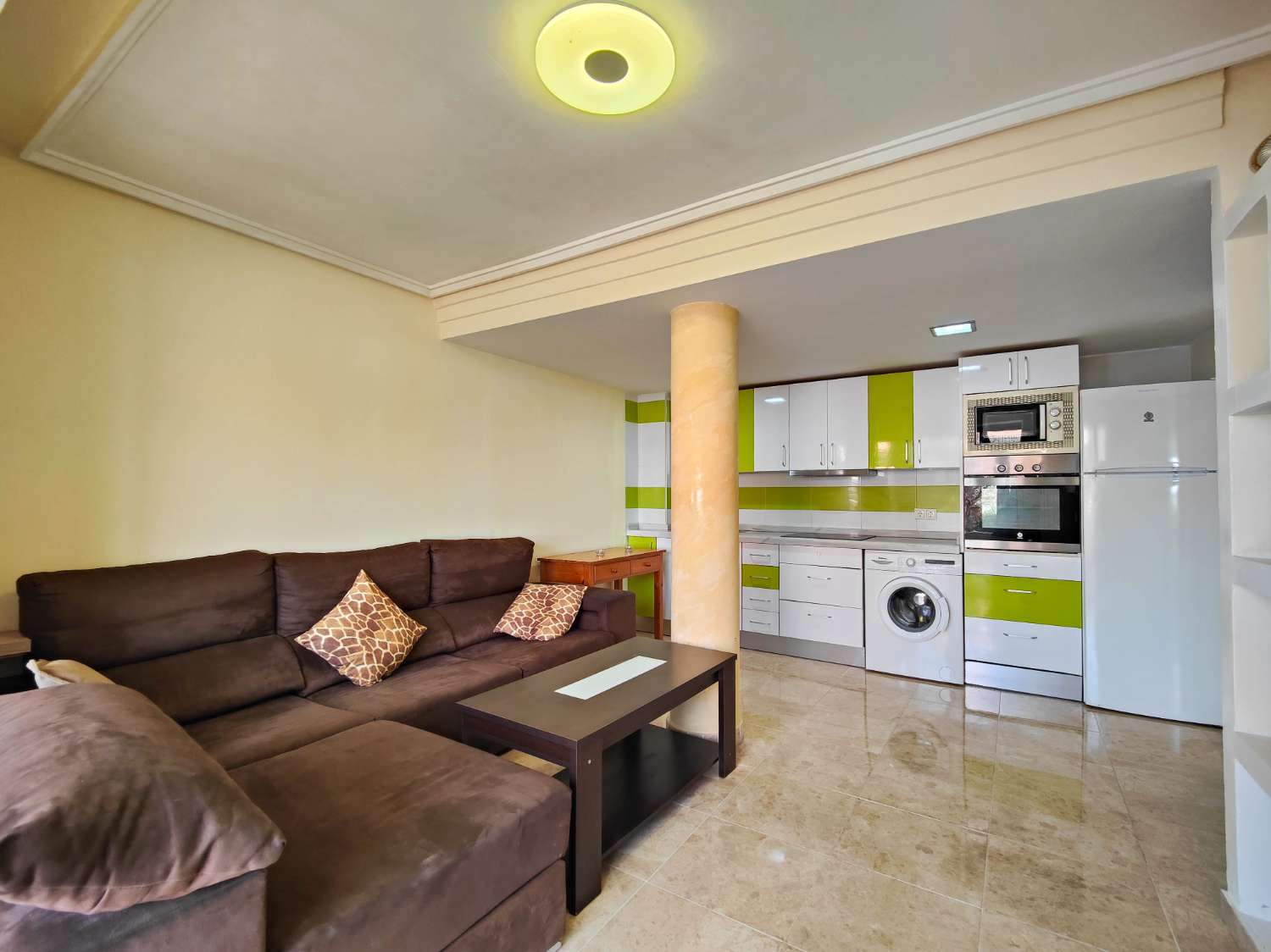 ZREKONSTRUOVANÝ BYT NA PLÁŽI LA MATA S TERASOU, BAZÉNEM A PŘÍMÝM PŘÍSTUPEM K MOŘI