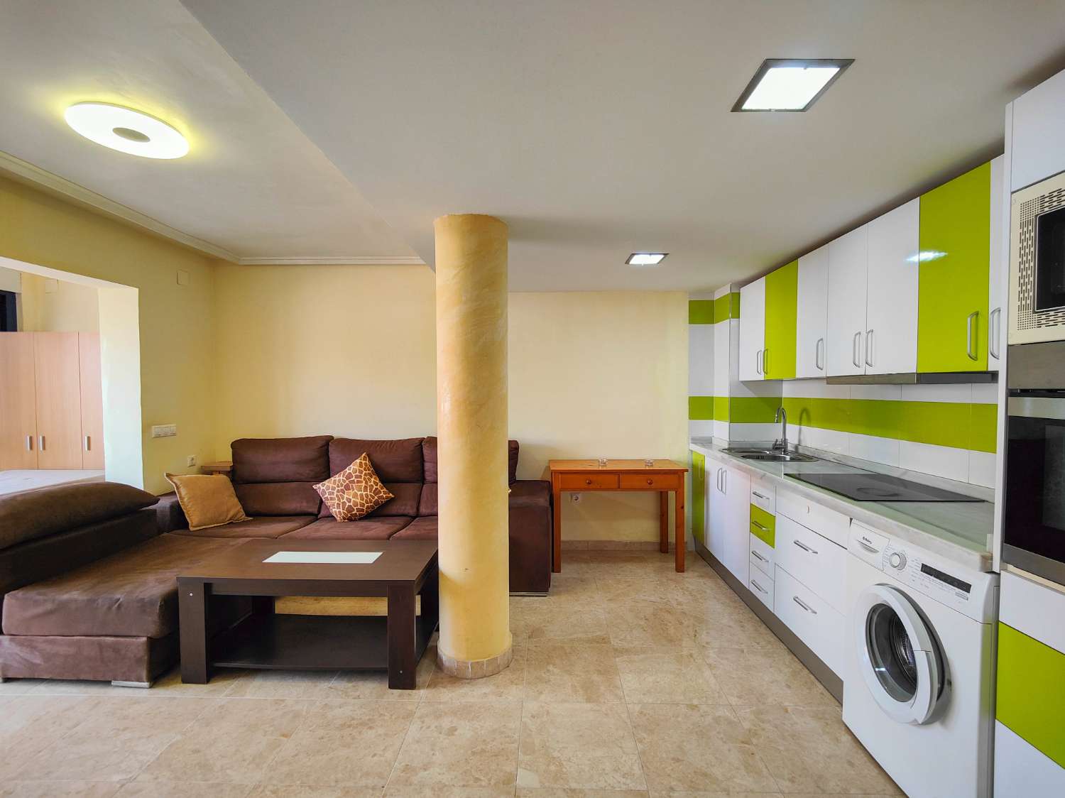 ZREKONSTRUOVANÝ BYT NA PLÁŽI LA MATA S TERASOU, BAZÉNEM A PŘÍMÝM PŘÍSTUPEM K MOŘI