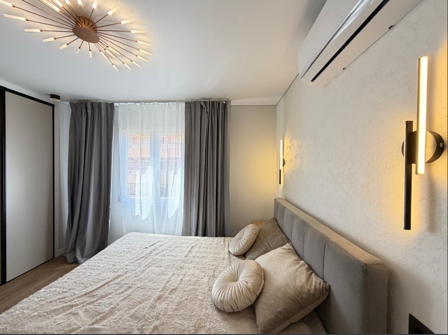 AMPLIO APARTAMENTO REFORMADO CON GRAN TERRAZA Y VISTAS AL MAR A 500M DE LA PLAYA EN PUNTA PRIMA