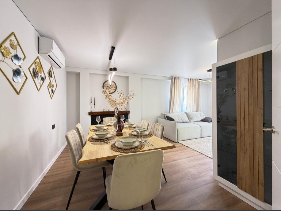 AMPLIO APARTAMENTO REFORMADO CON GRAN TERRAZA Y VISTAS AL MAR A 500M DE LA PLAYA EN PUNTA PRIMA