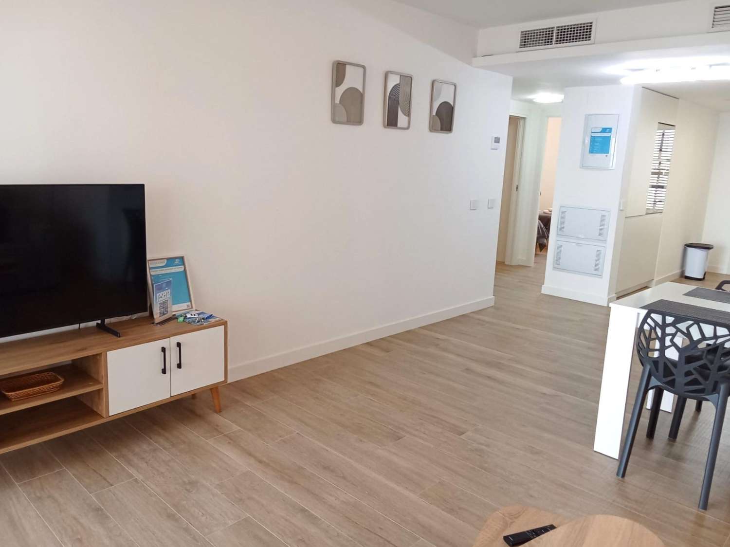 EXCLUSIVO APARTAMENTO DE DISEÑO EN PRIMERA LÍNEA DE MAR CON GRAN TERRAZA Y VISTAS PANORÁMICAS EN PUNTA PRIMA