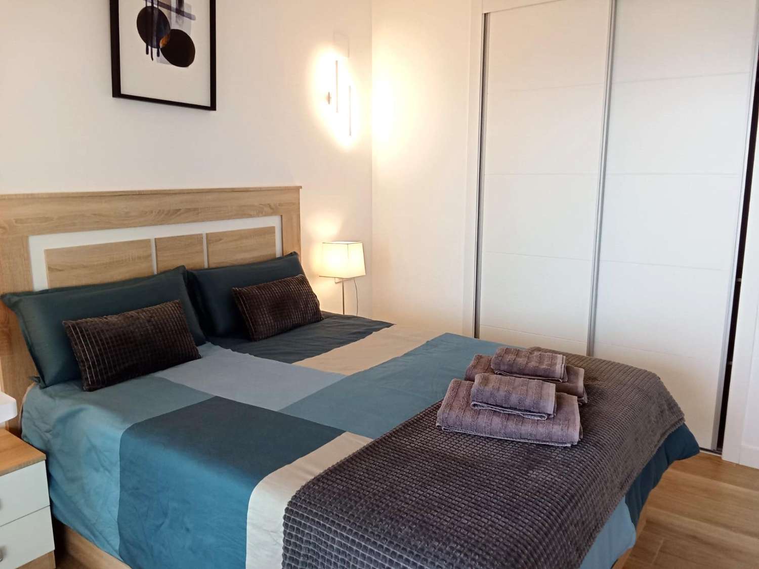 EXCLUSIVO APARTAMENTO DE DISEÑO EN PRIMERA LÍNEA DE MAR CON GRAN TERRAZA Y VISTAS PANORÁMICAS EN PUNTA PRIMA