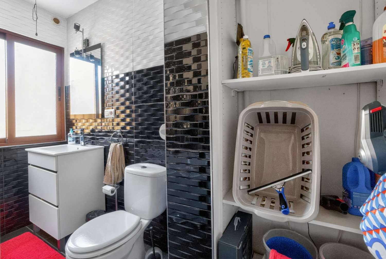 EXCLUSIVA VILLA DE DISEÑO CON PISCINA PRIVADA Y PLACAS SOLARES EN LOS ÁNGELES, TORREVIEJA