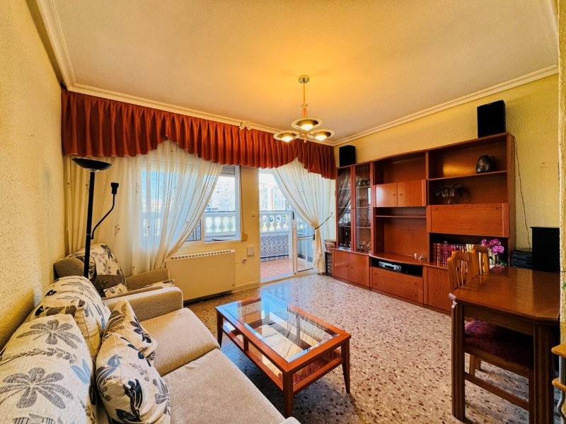 AMPLIO APARTAMENTO A SOLO 200 METROS DE LA PLAYA EN LA MATA