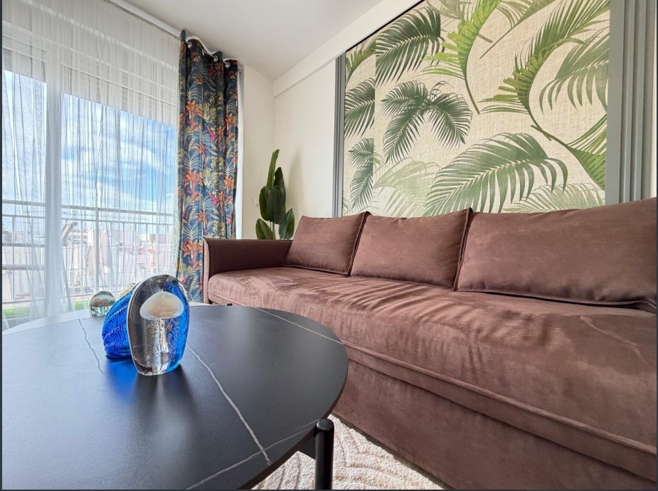 AMPLIO APARTAMENTO REFORMADO A 100 METROS DEL PUERTO Y PASEO MARÍTIMO DE TORREVIEJA