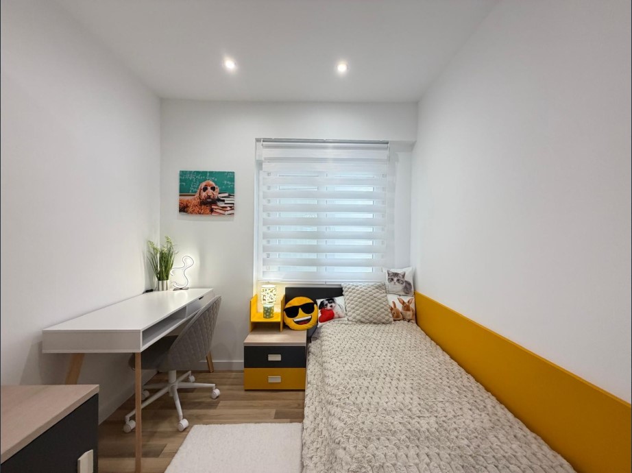 AMPLIO APARTAMENTO REFORMADO A 100 METROS DEL PUERTO Y PASEO MARÍTIMO DE TORREVIEJA