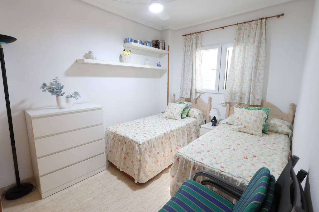 APARTAMENTO CON VISTAS AL MAR Y GARAJE A SOLO 200 METROS DE LA PLAYA DE LA MATA – RESIDENCIAL VIÑA MAR VII