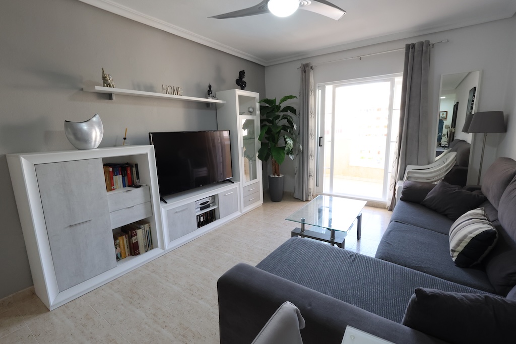 APARTAMENTO CON VISTAS AL MAR Y GARAJE A SOLO 200 METROS DE LA PLAYA DE LA MATA – RESIDENCIAL VIÑA MAR VII